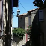 度假居 Le Logis Des Remparts A L'interieur De La Cite Medievale, Jardin Prive, Parking Inclus *
