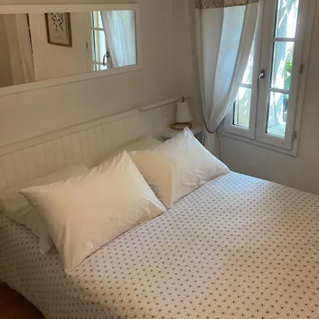 Le Logis Des Remparts A L'interieur De La Cite Medievale, Jardin Prive, Parking Inclus *