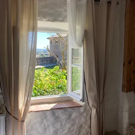 Le Logis Des Remparts A L'interieur De La Cite Medievale, Jardin Prive, Parking Inclus 펜션 *